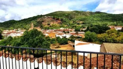 Casa rústica en venta en Alájar