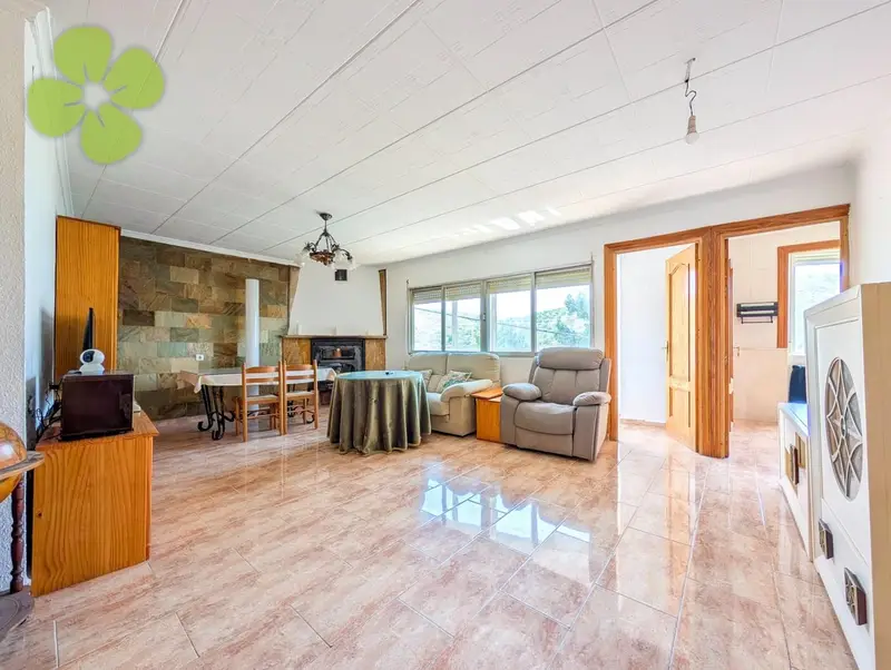 Casa en venta en Los Cerricos, Oria, Almería