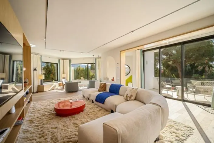 Villa de Lujo 4 Dormitorios en Nueva Andalucía