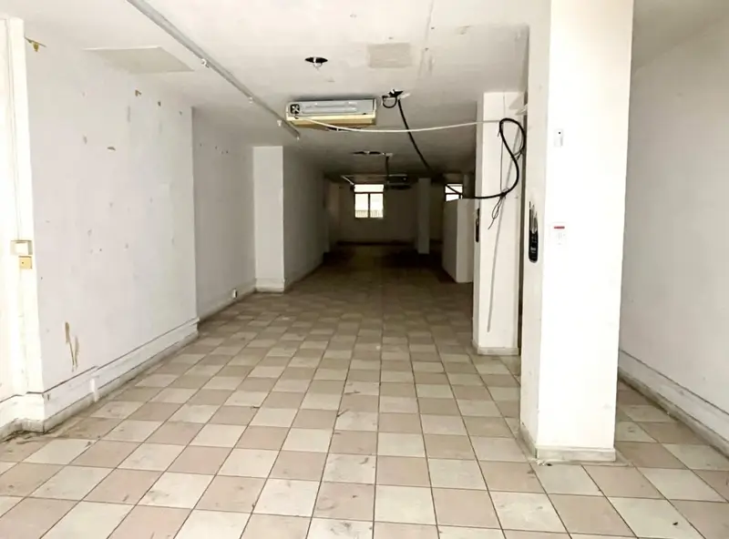 Venta Local Comercial Eixample Barcelona 226m²