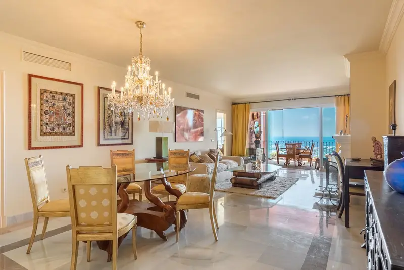 Apartamento 2 Dormitorios Monte Halcones Alquiler