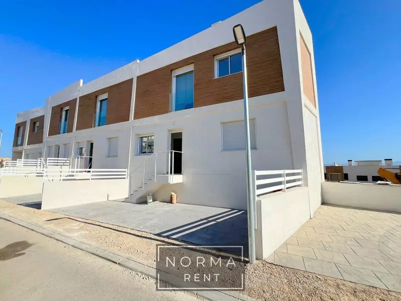 Adosado en alquiler en Gran Alacant, Santa Pola, Alicante