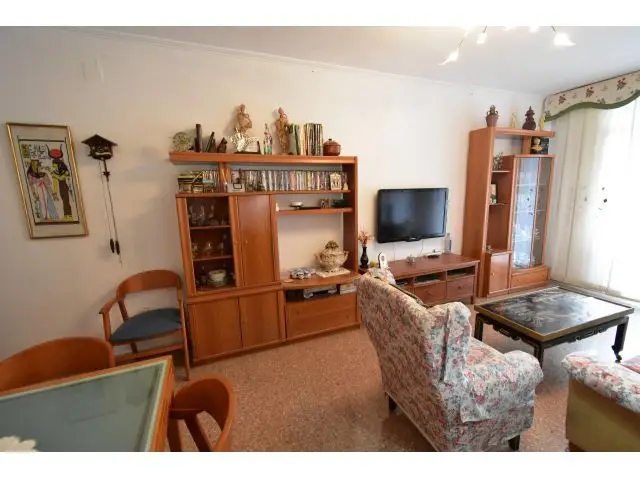 Piso en Sant Andreu 91m2 3 habitaciones 2 baños Balcon