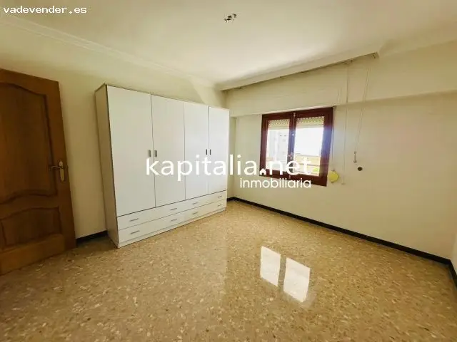 Amplio piso en venta en Ontinyent centro
