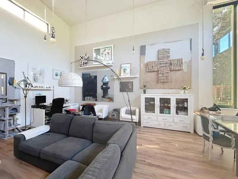 Casa con Piscina y Terraza en Urbanizacion - Estilo Loft