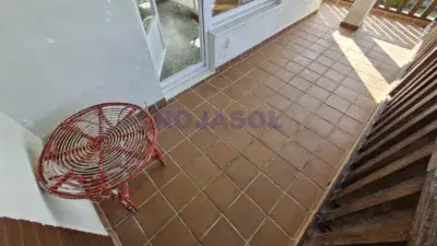 Chalet unifamiliar en venta en Avenida Trasmiera