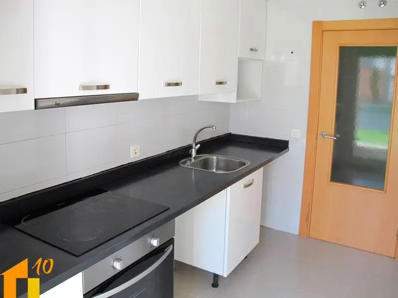 Apartamento 2 Dormitorios Burgos Zona G3