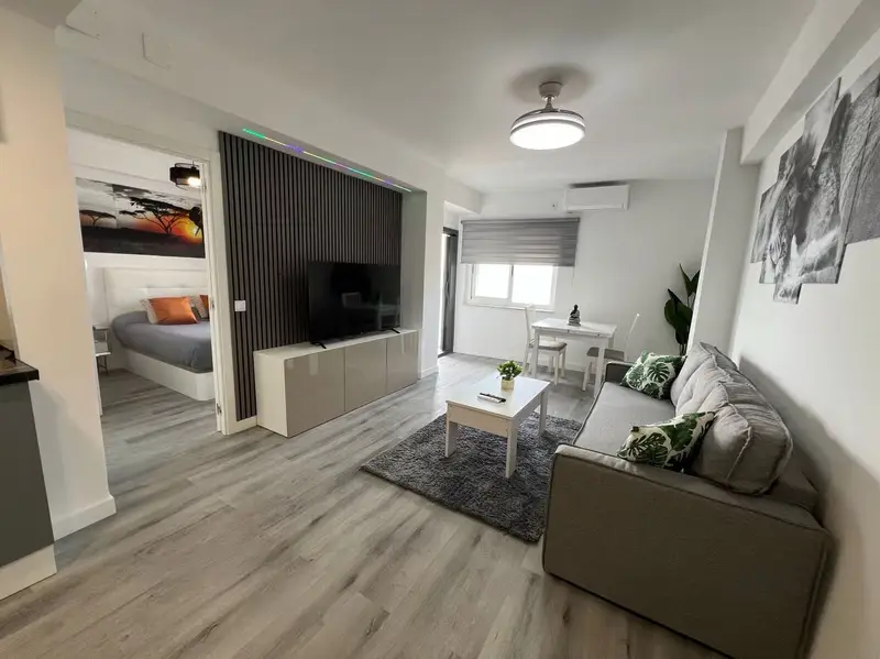 Apartamento Reformado con Vistas al Mar en Santa Pola