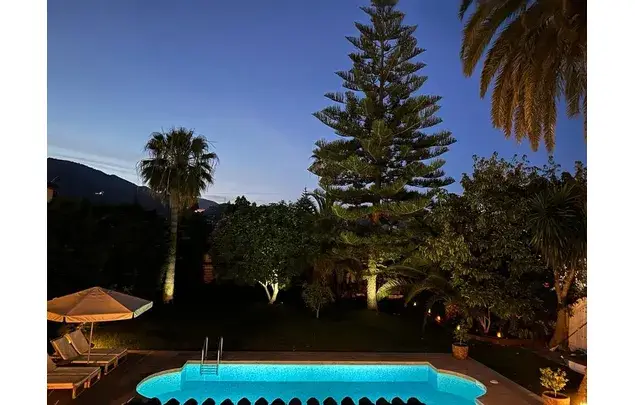 Rent 4 bedroom house of 200 m² in Málaga