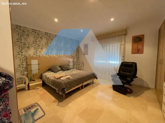 Chalet en Peña de las Aguilas Elche