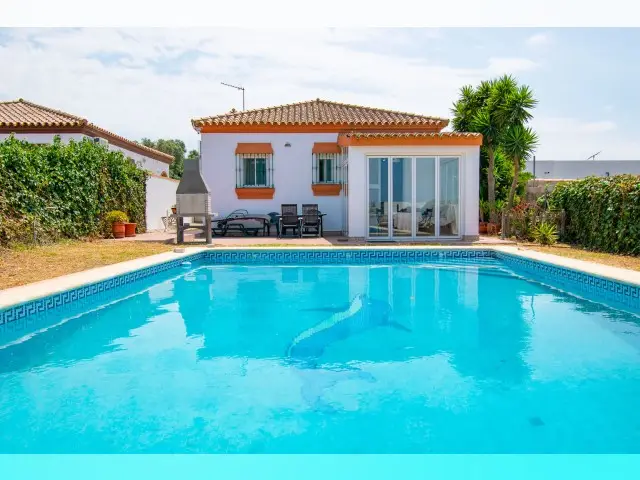 Casa Rural en Chiclana 3 Dormitorios Piscina Barbacoa