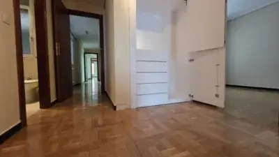 Piso en Venta Vitoria Gasteiz 5 Dormitorios 3 Banos