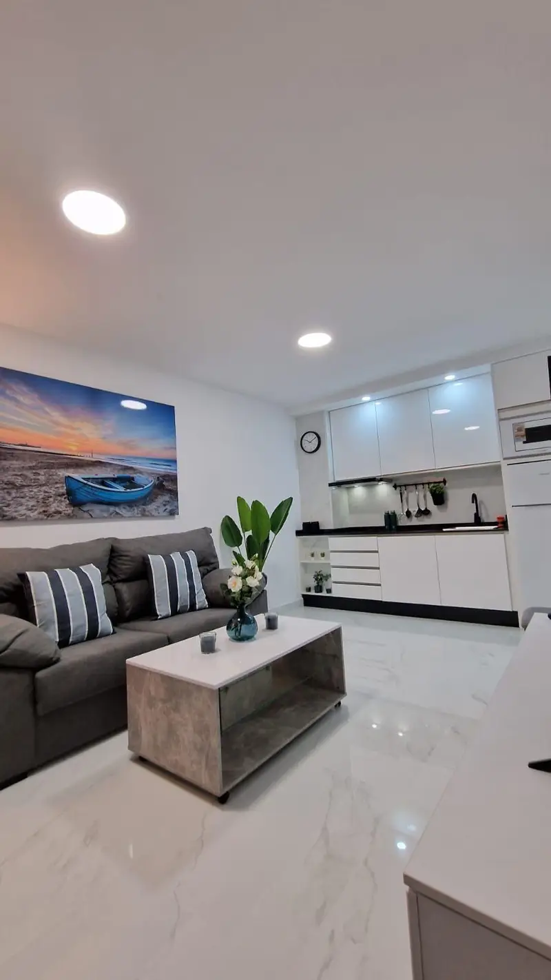 Apartamento en Venta Fuengirola Costa del Sol 2 Dormitorios Cerca de la Playa
