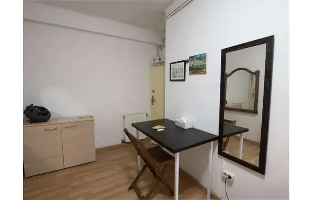 Rent a room of 70 m² in Barcelona