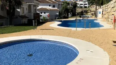 Piso en venta en Urbanización Casares del Sol