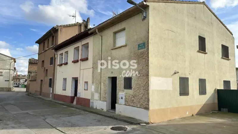 Casa en venta en Calle Huesca, 9