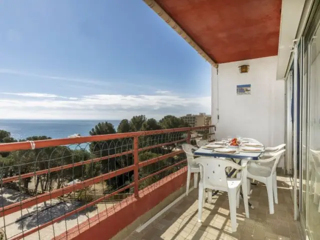 Apartamento 3 Dormitorios Miami Playa