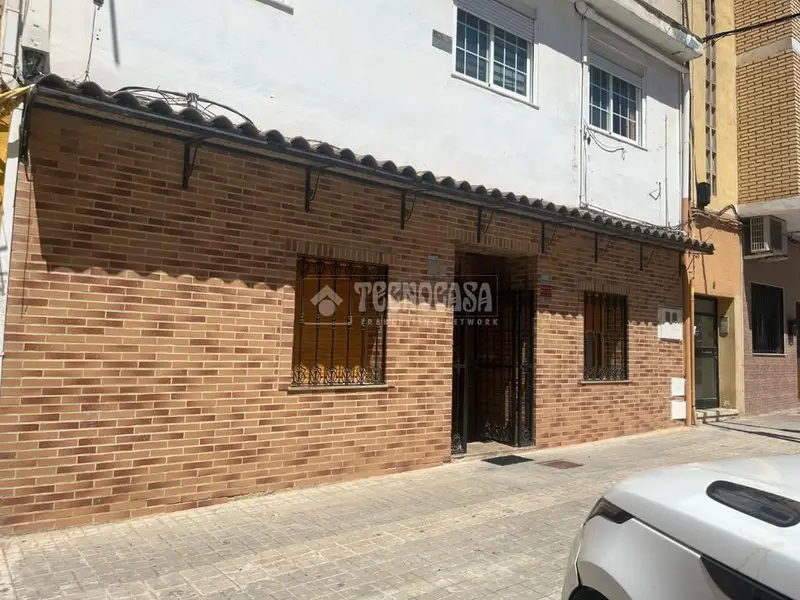 Piso en Venta Paterna 128m² 4 Dormitorios 2 Baños Terraza