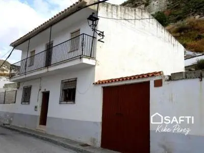Casa en Galera Granada 164m2 6 habitaciones 2 baños