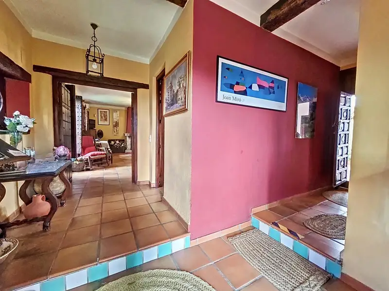 Chalet Rustico con Piscina y Jardin en Cordoba