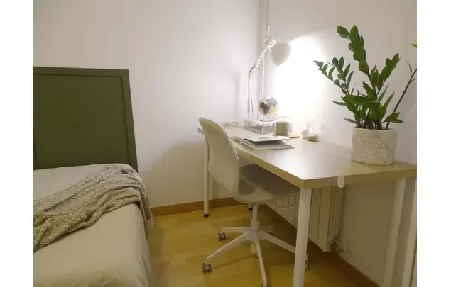 Habitaci
ón 75m
² Barcelona - Estancia M































































































































































































































































































































































































































































































































































edio Medio-Largo Plazas