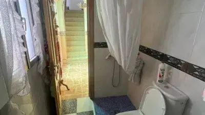 Casa en venta en Ensanche 5 4 habitaciones 2 baños