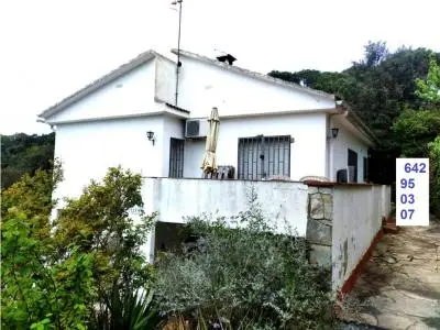 Chalet en Lloret Residencial con Vistas a la Montana