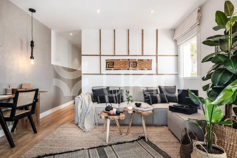 Apartamento con Terraza en Trafalgar Madrid Alquiler Mensual