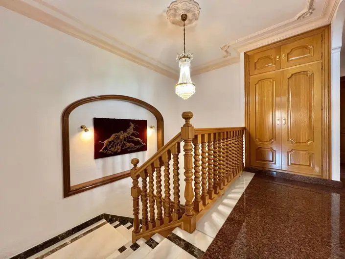 Villa 5 Dormitorios Lujo Cerca Playa Málaga