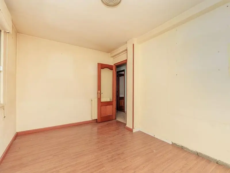 Venta Piso 79m² 3 Dormitorios León Trastero