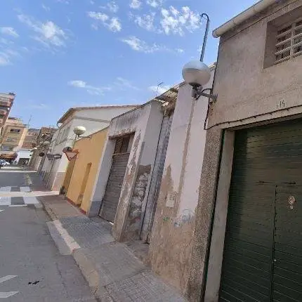 Venta Solar de 3 habitaciones en Rambla Sant Jordi, Ripollet - Ref: 07096