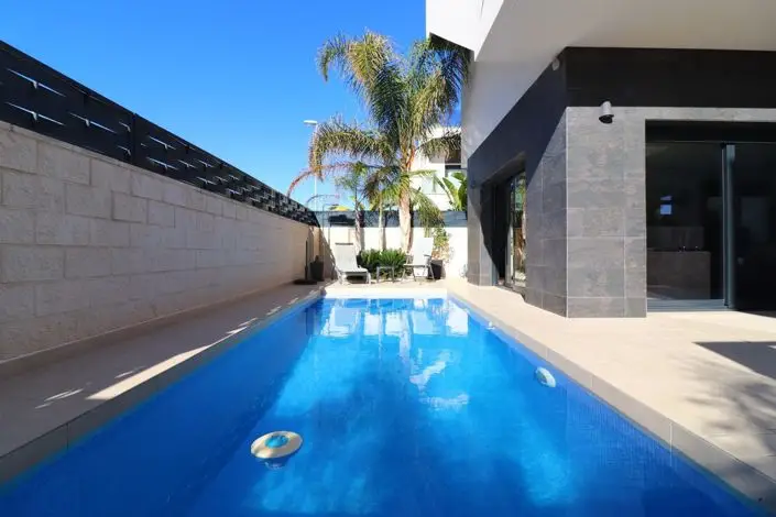 Villa 3 Dormitorios Benijofar Moderna Piscina Privada