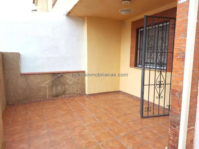 Chalet en Venta Magan 4 Dormitorios 2 Baños Garaje Patio