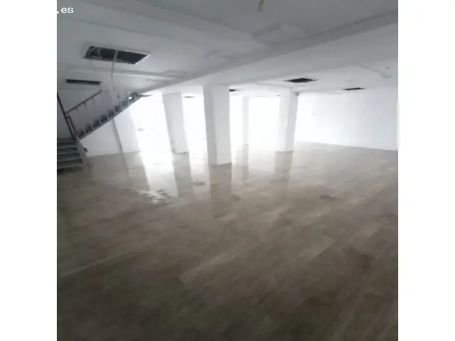 Espectacular Local 820 m2 Centro Caceres
