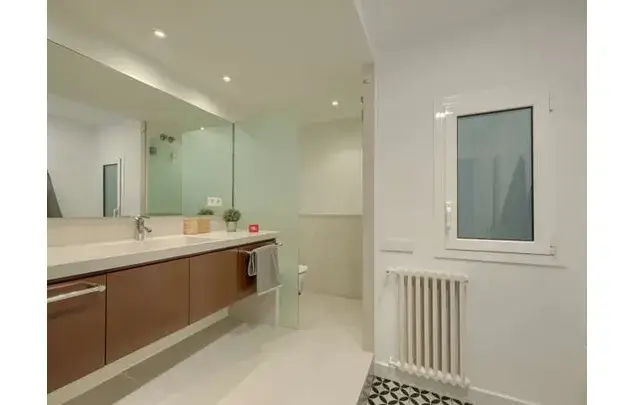 Alquiler de Habitaciones en Piso Amueblado en Barcelona