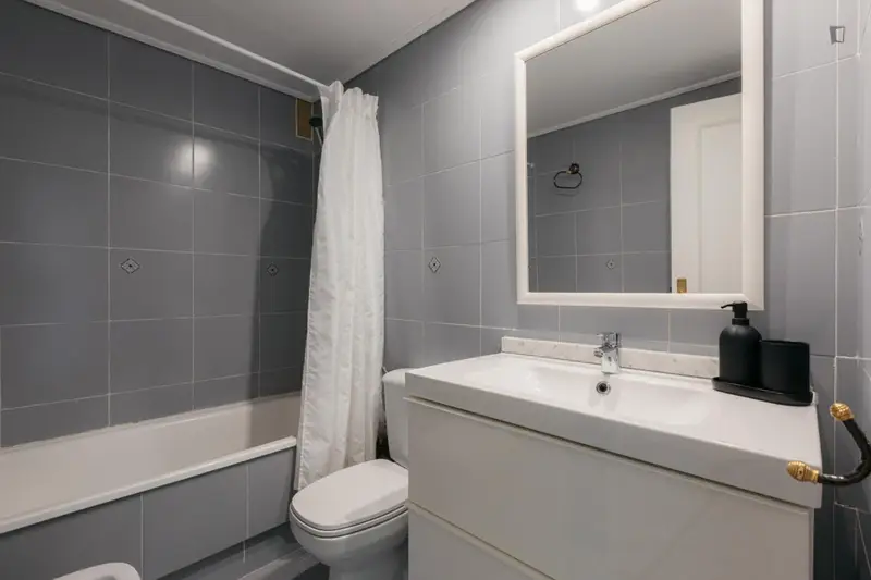 Coliving Valencia: Habitaciones Amuebladas con Facturas Incluidas