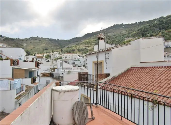 Casa de Pueblo con Encanto en Sayalonga