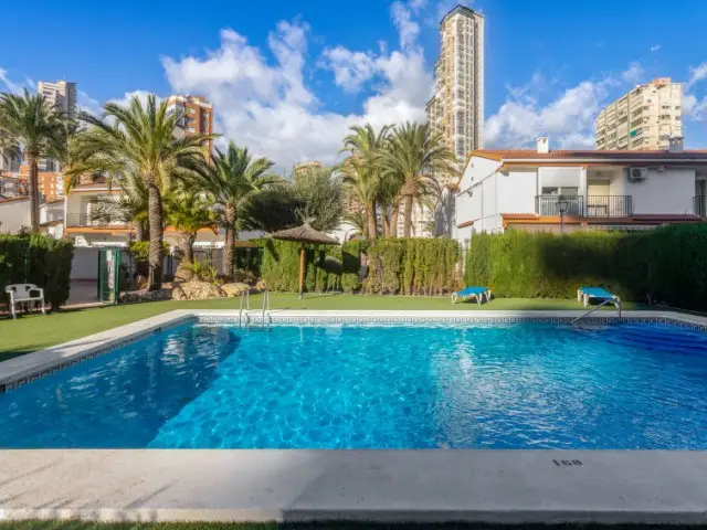 Apartamento 2 Dormitorios Alquiler Benidorm Playa Levante