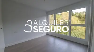 Piso en alquiler en Lamiako-Txopoeta