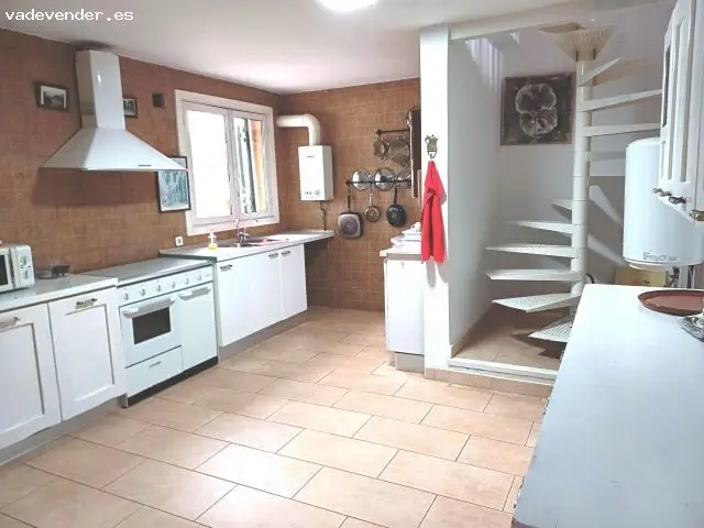 Casa de Campo en Sencelles con Terraza de 140m2 y Aparcamiento