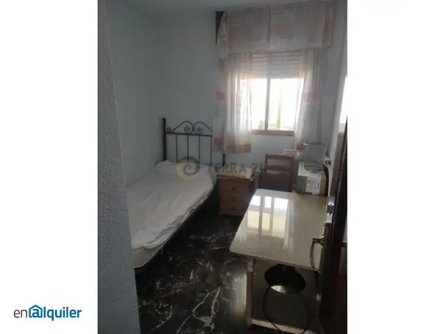 Alquiler Piso Estudiantes Fuentezuelas 4 Dormitorios 2 Baños