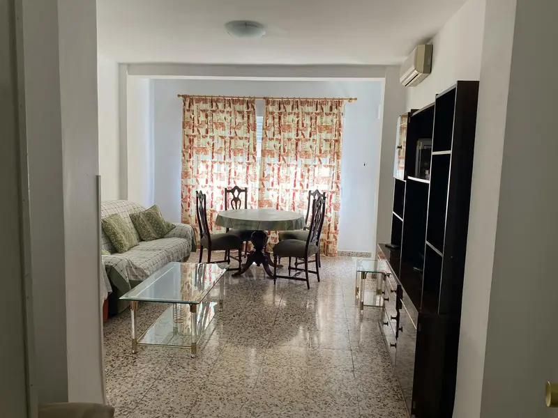 Habitacion en Murcia para Estudiantes cerca del Tren