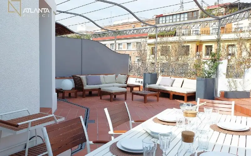 Alquiler Atico de Lujo en Chamberi Madrid 2 Dormitorios Terraza Amueblado
