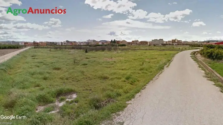 Venta  de Finca en suelo urbanizable en Valencia