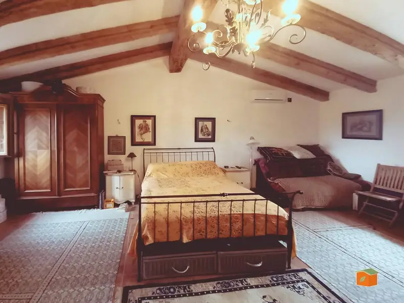 Chalet en Venta en Bitem Tarragona con Piscina y Terreno