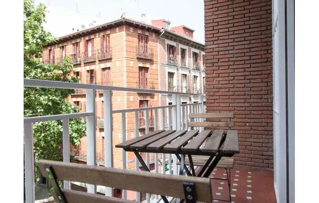 Apartamento 7 Dormitorios Plaza Espa	
								ña Madrid
