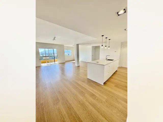 Apartamento 3 Dormitorios San Pedro Alcántara Vistas al Mar