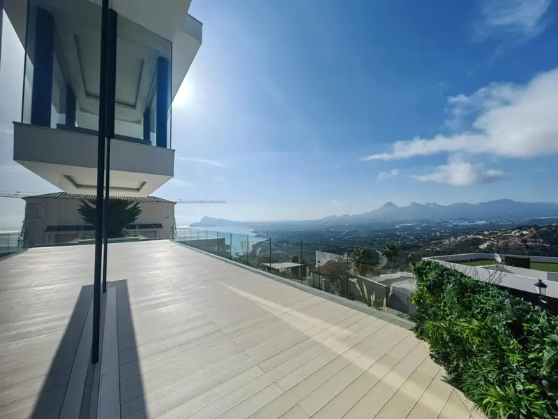 Chalet de Lujo en Altea Hills con Vistas al Mar