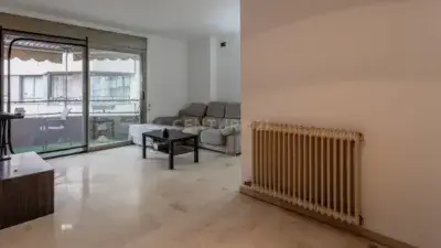 Piso en venta en Carrer de Lorca 125m2 3 Dormitorios Piscina Parking