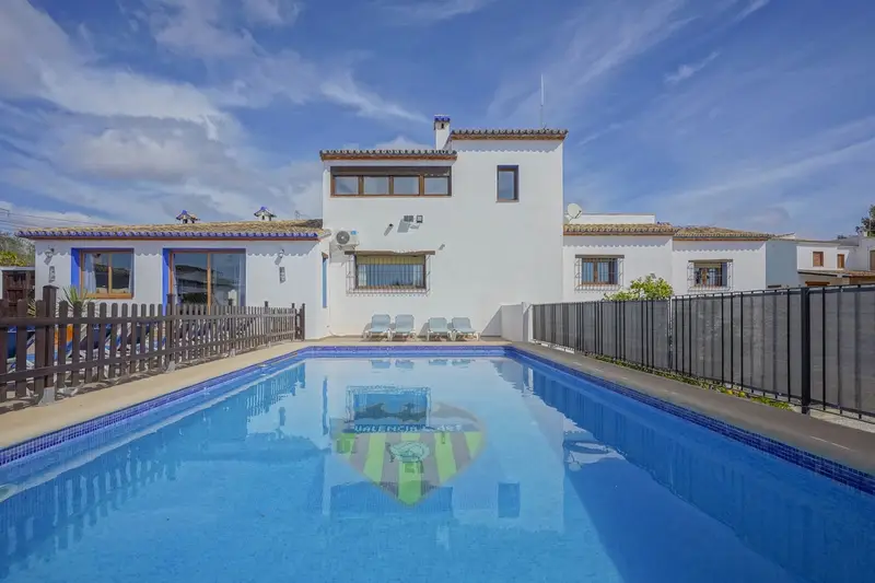 Chalet en Benissa 11 Dormitorios 7 Baños Piscina Ideal Familias Negocio Turistico